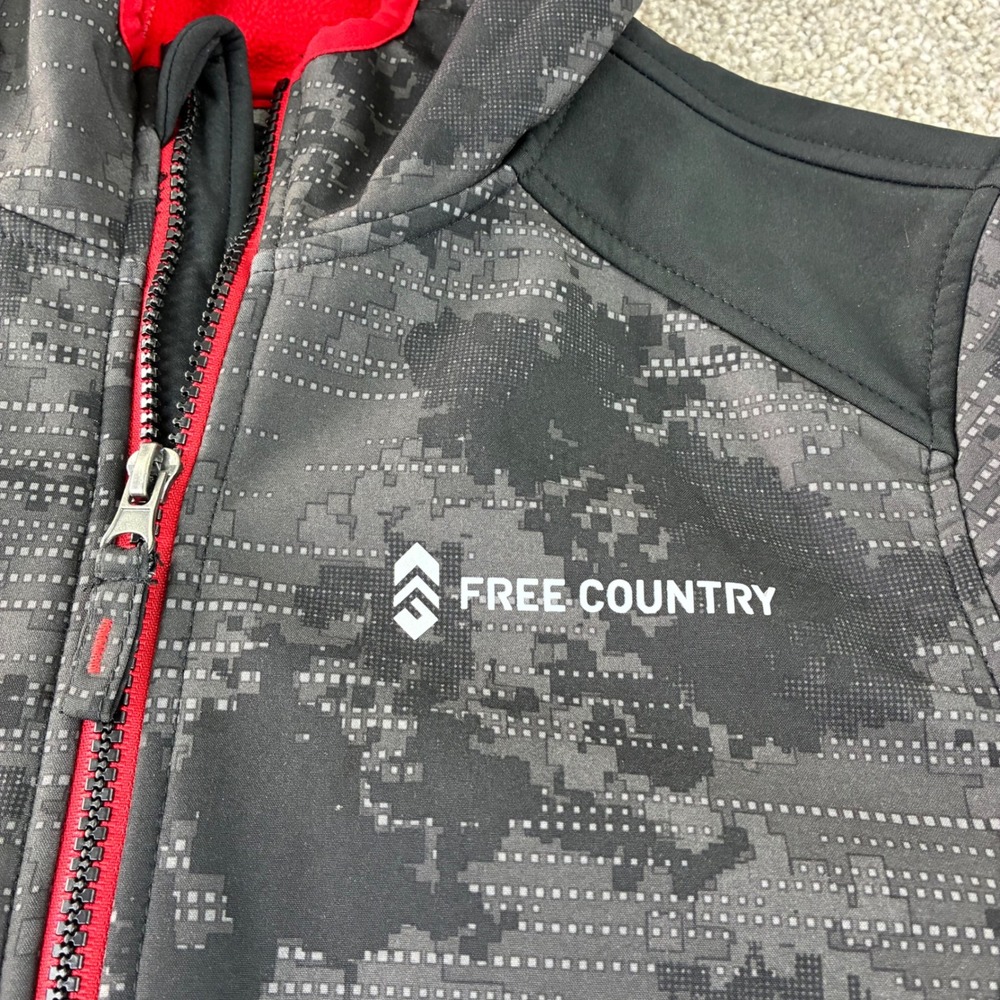 Free Country Boys Gray Camo Softshell Hooded Jacket Size 7/8 Casual Outdoor Warm